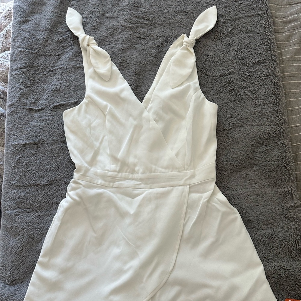 BCBGeneration White Dress with Knotted Straps